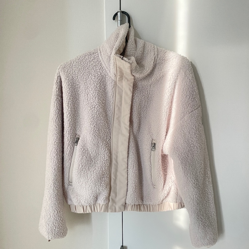 Vuori Ivory Cozy Sherpa Jacket Dune XS